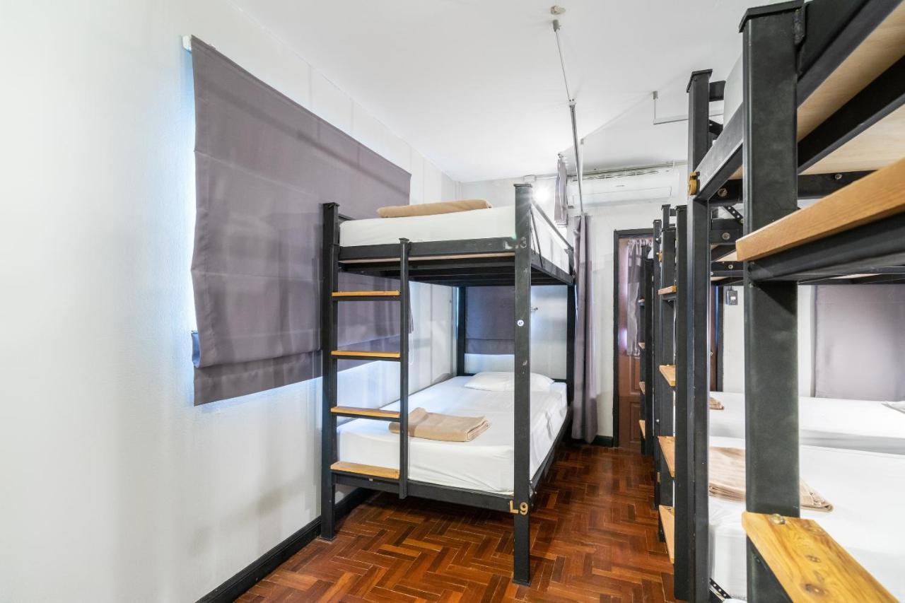 Oyo 677 Le Loftel Hostel Chiang Mai Extérieur photo